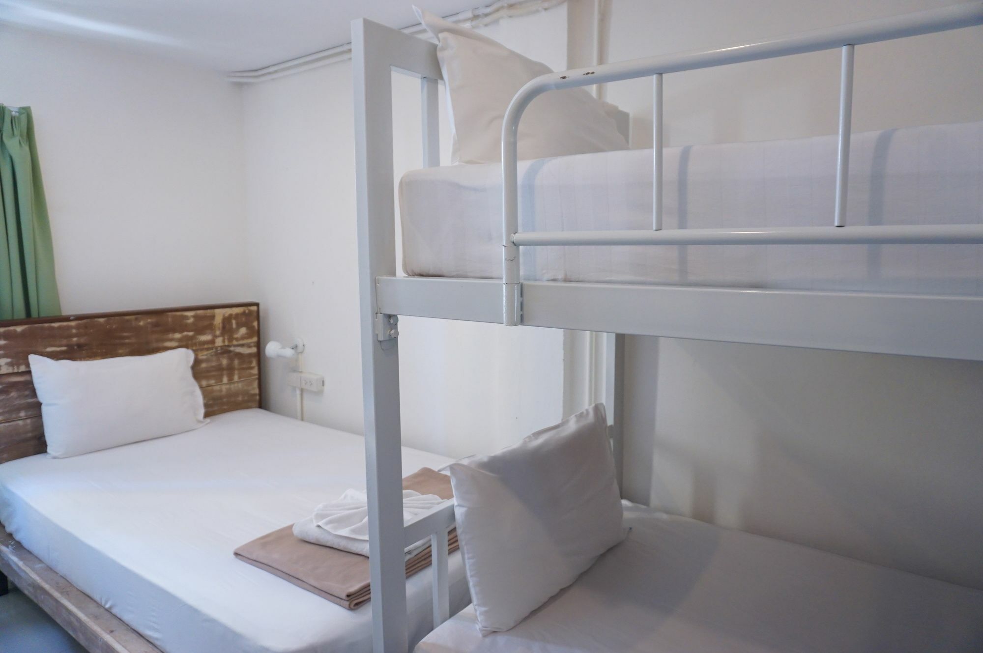 Frog House Bed & Breakfast - Adults Only Patong Exterior foto